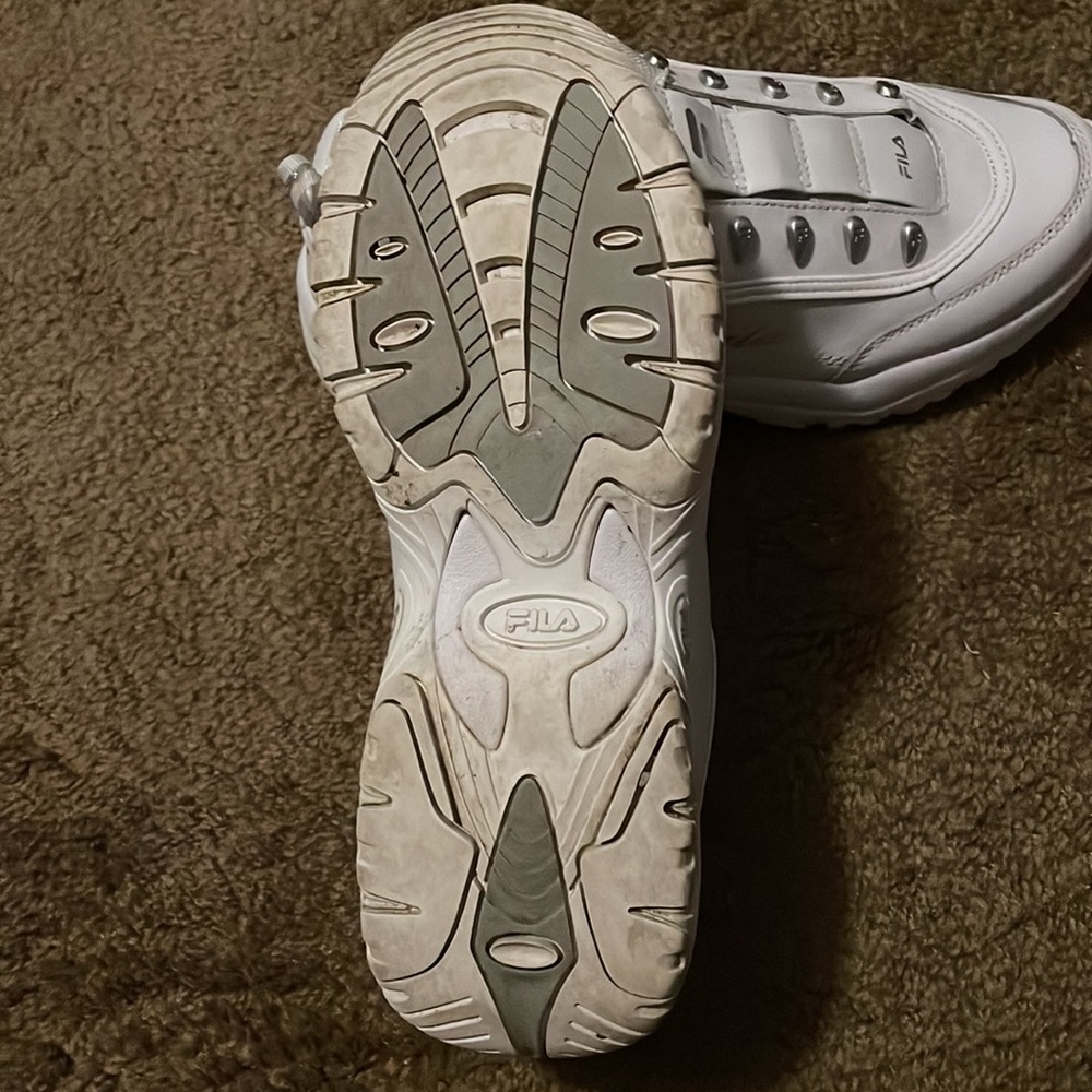 Fila - Picture 4 of 7